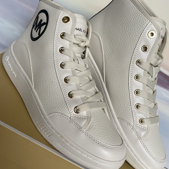 MICHAEL KORS SHEA MID HIGH TOP
FAUX LEATHER
49R4SHFE5L
BLACK
Fashion sneakers - Picture 9 of 16